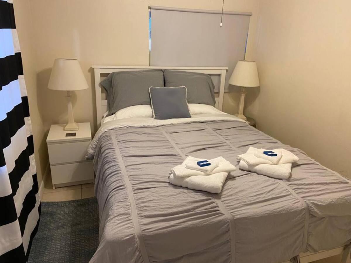 Quarto em Acomodações Particulares Private Close To Airport - Free Parking - 02 Miami